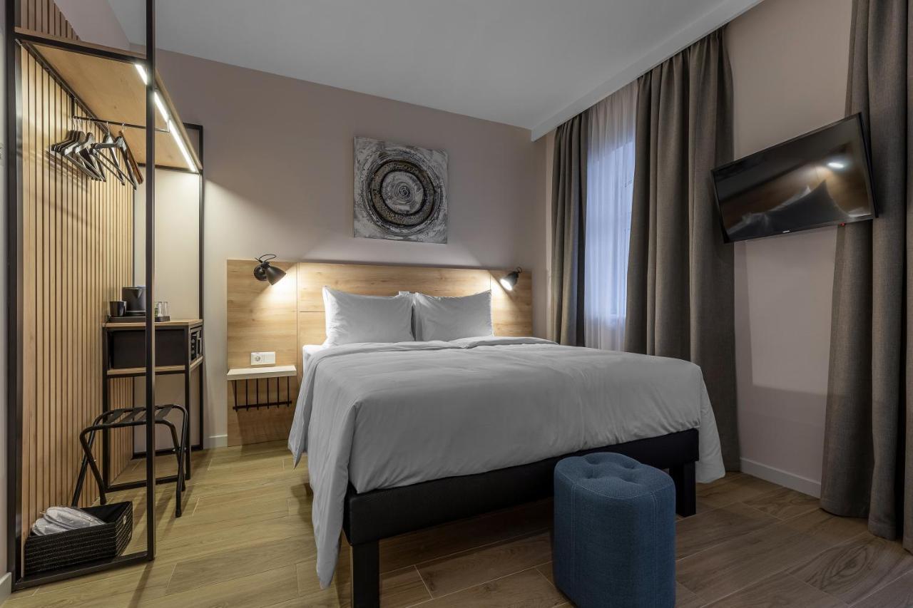Kontrakt Boutique Hotel 키예프 외부 사진